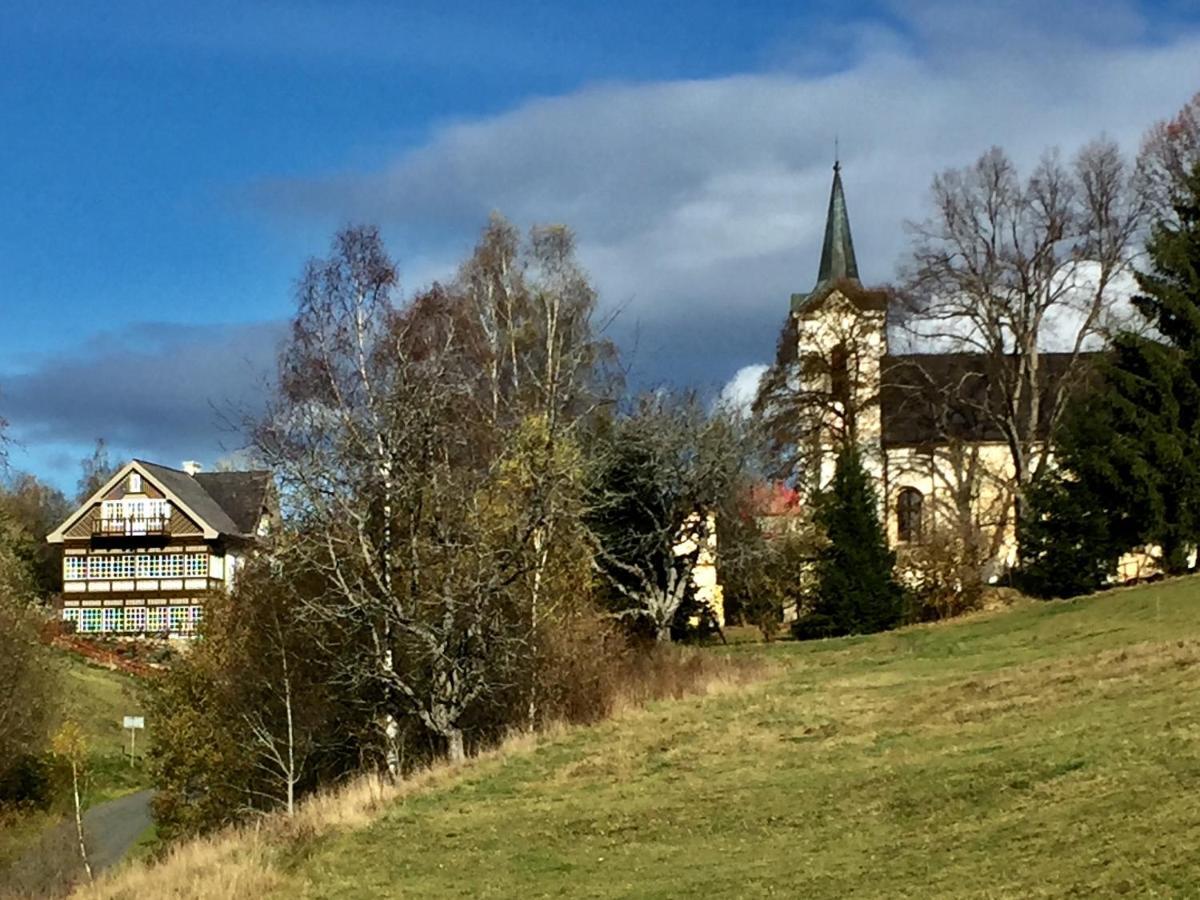 Pension Grantl Kasperske Hory Exteriör bild